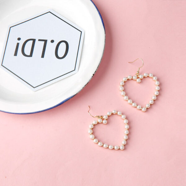 Cute peach heart pierced pearl earrings - Image 2